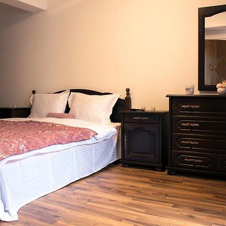 Apartament Mountain Life Buşteni Eksteriør bilde