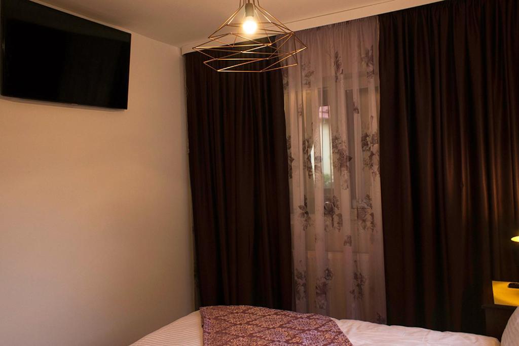 Apartament Mountain Life Buşteni Eksteriør bilde