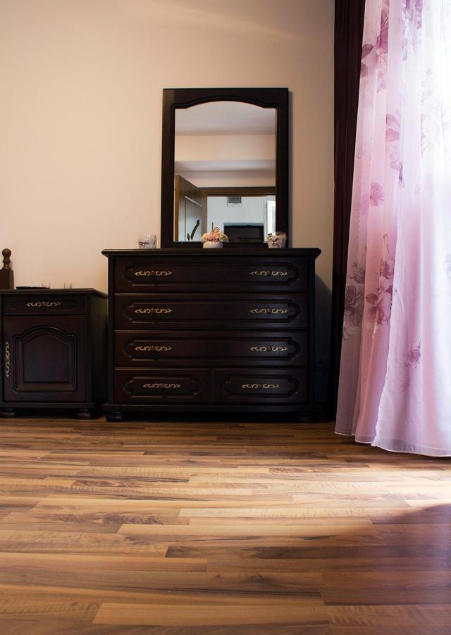 Apartament Mountain Life Buşteni Eksteriør bilde